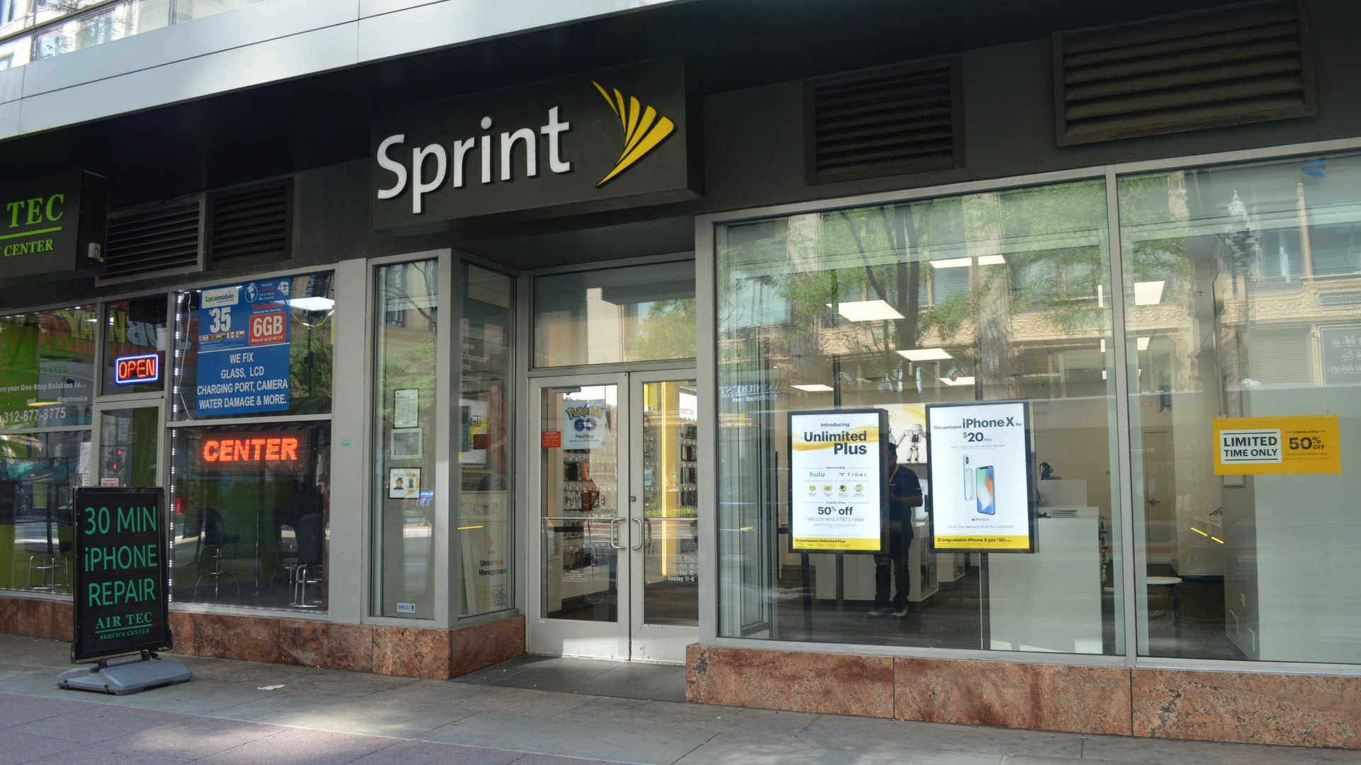 Sprint Store State Street